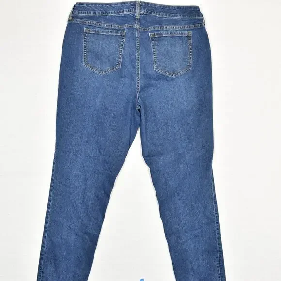 Torrid Women's Boyfriend Straight Jeans Solid Stretch Cotton Blend Blue Size 18T - Picture 3 of 8